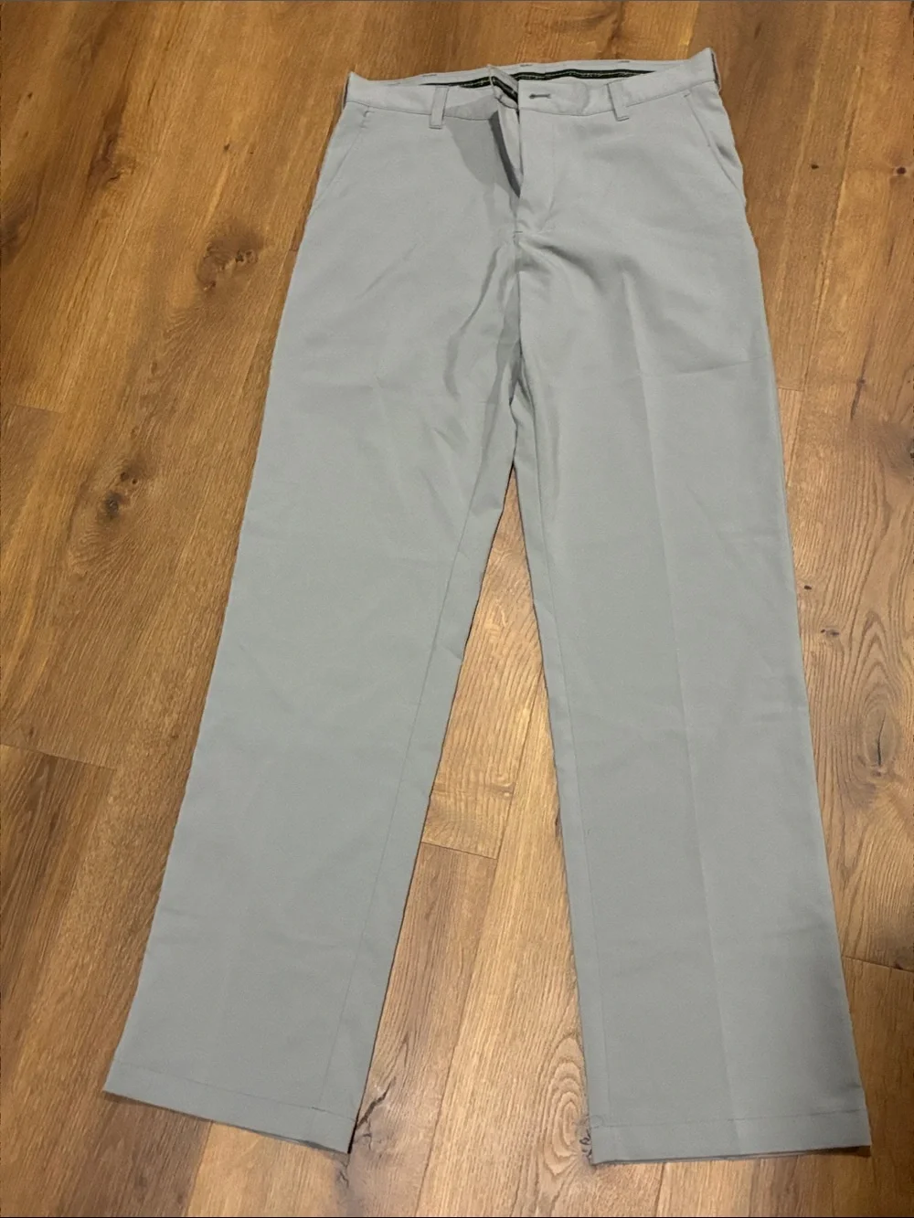 Izod Men's Gray Slim Fit Golf Pants